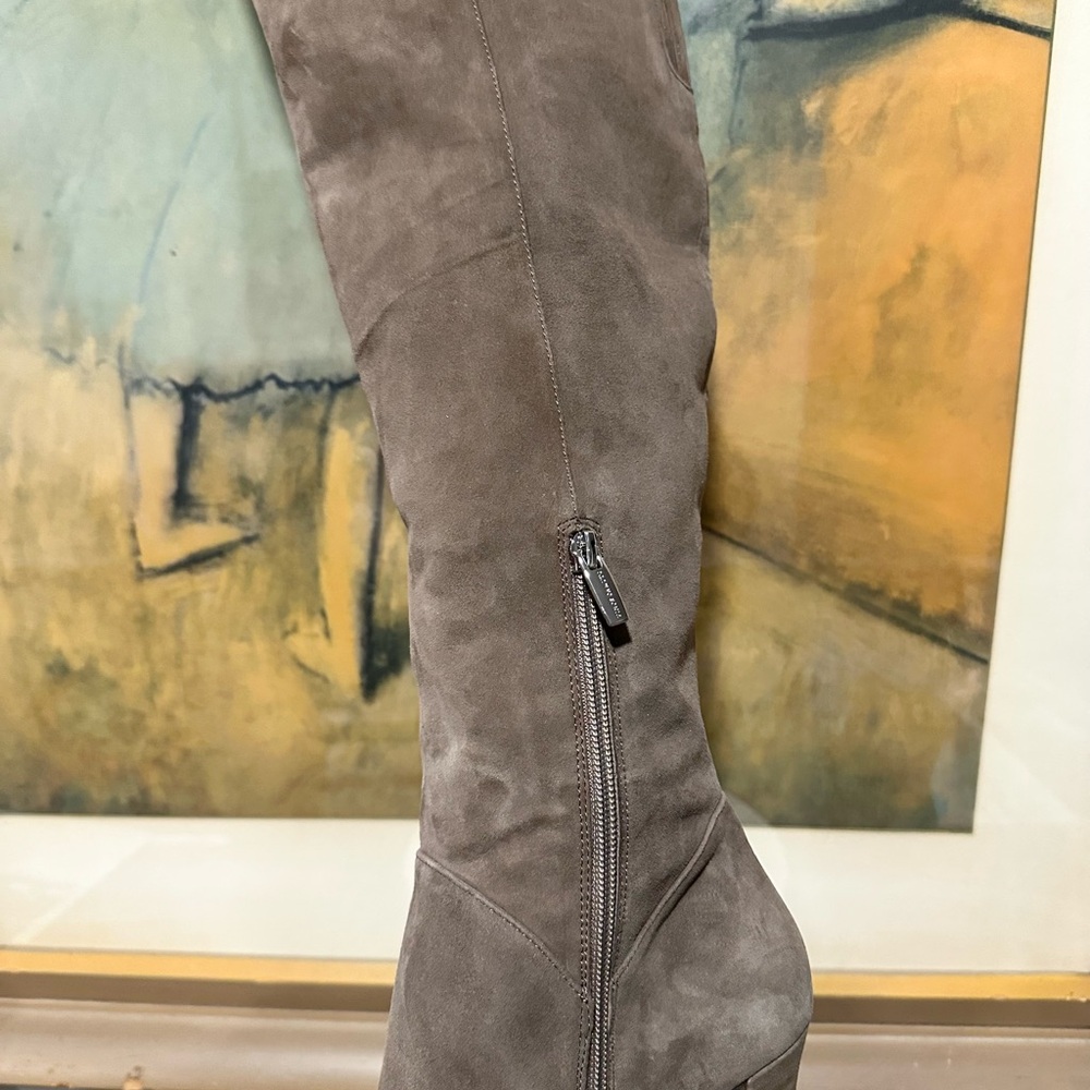 🌸VINCE CAMUTO🌸 Seselti Over The Knee Boot Size: 8.5 - Picture 9 of 15
